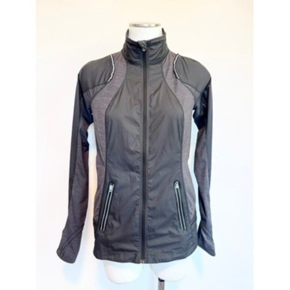 Lululemon Nothin' But Run Jacket W4972S Grey Black Size 6 Full Zip Running Coat